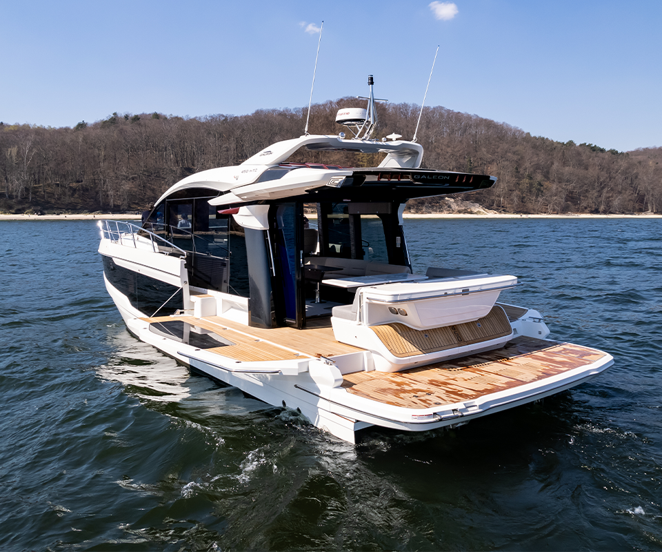 450 HTC on the water