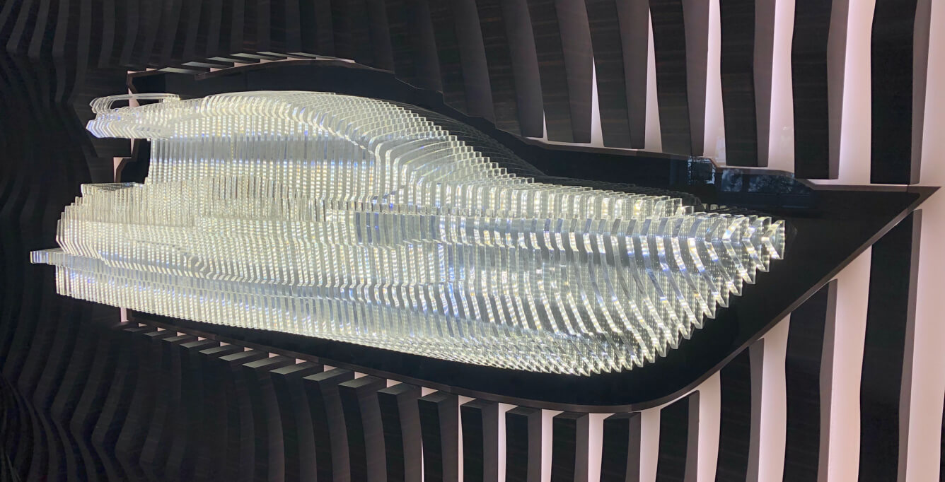 Galeon yacht shaped reflector light