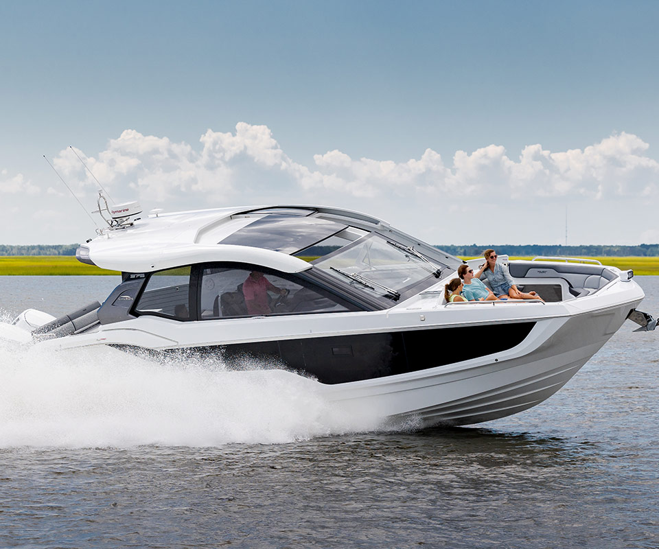 galeon gto 375 on the water