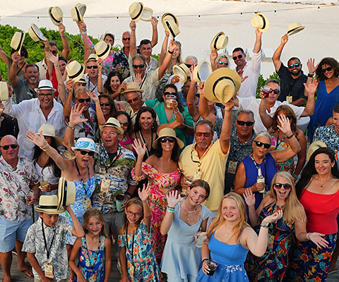Galeon owners gathered together for a photo